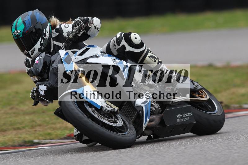 Archiv-2022/13 25.04.2022 Plüss Moto Sport ADR/Freies Fahren/4